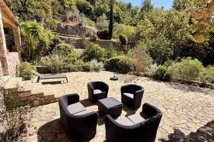 Maison à vendre à Seillans — Vue montagne — photo 24