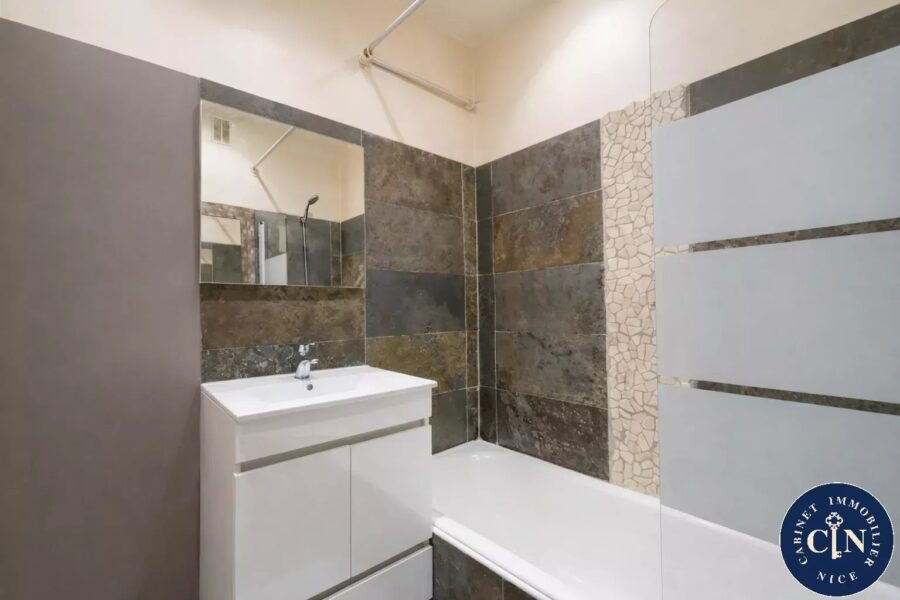 Appartement à vendre à Nice — Vue nature — photo 9