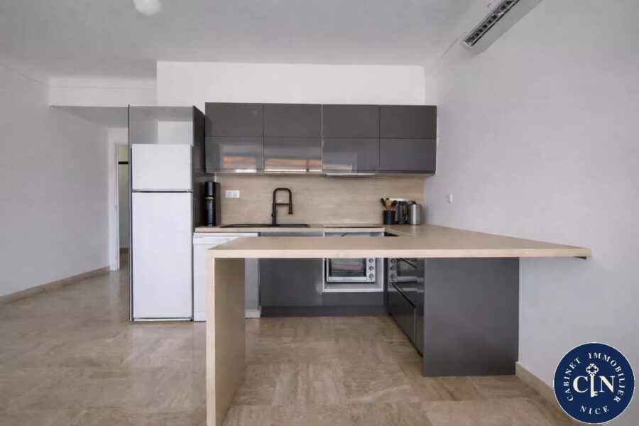 Appartement à vendre à Nice — Vue sur la ville — photo 6
