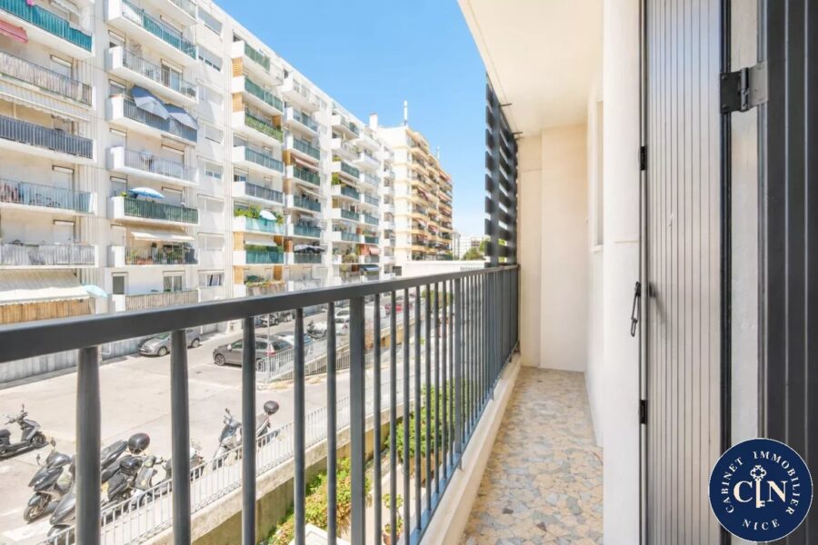 Appartement à vendre à Nice — Vue sur la ville — photo 6
