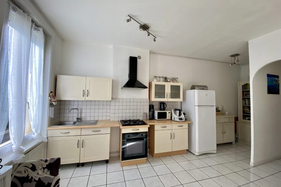 Appartement à vendre à Saint-Étienne — Vue sur la ville — photo 4