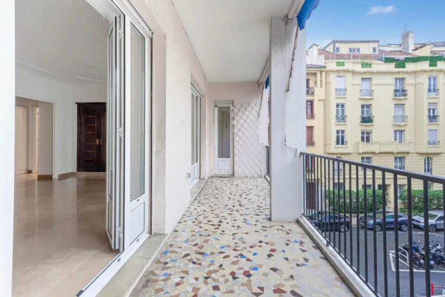 Appartement à vendre à Nice — Vue sur la ville — photo 2