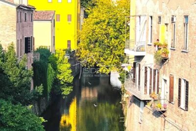 Appartement à vendre à Mantova