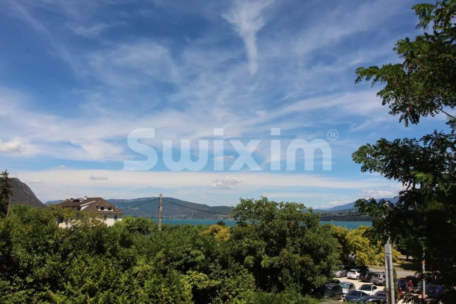 Appartement à vendre à Le bourget-du-lac — Vue lac — photo 1