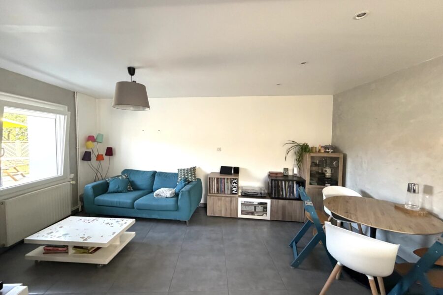 Maison à vendre à Le chambon-feugerolles — Vue nature — photo 7