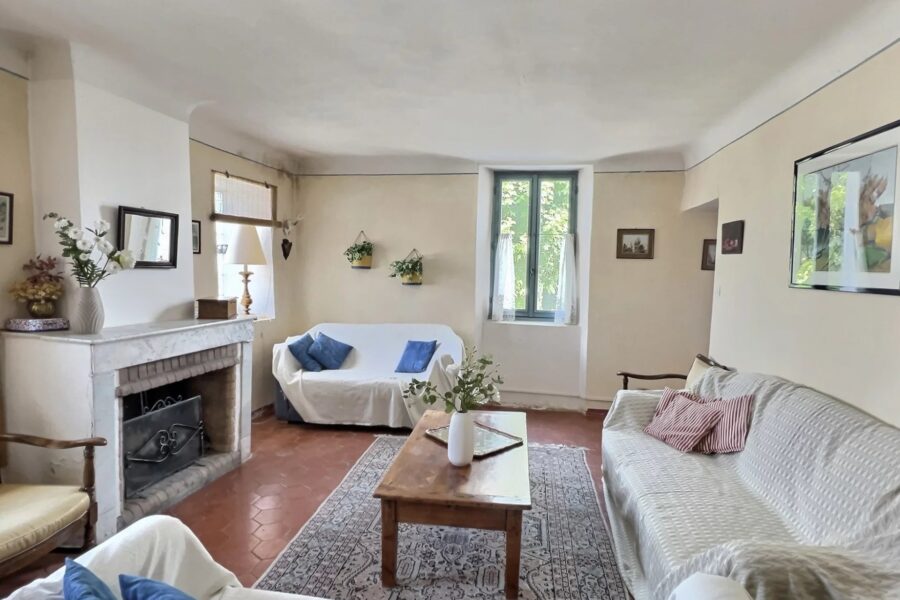 Appartement à vendre à Saint-martin-de-pallières — Vue montagne — photo 2