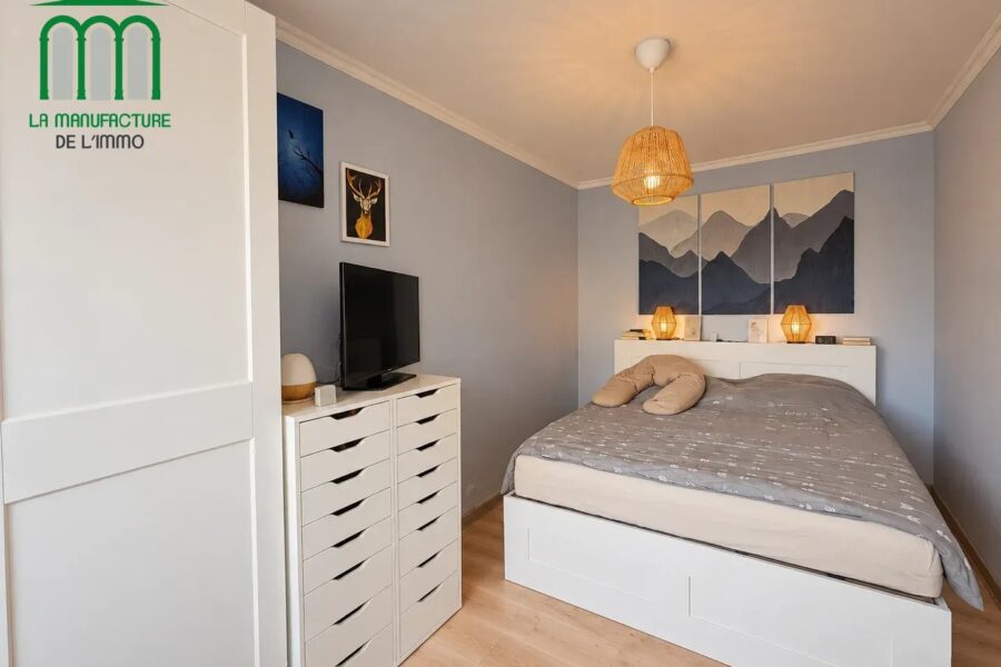Appartement à vendre à Saint-Étienne — Vue montagne — photo 9
