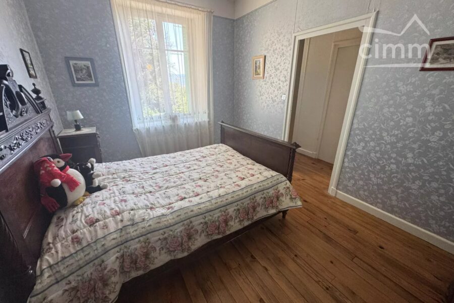 Maison à vendre à Thiolières — Vue montagne — photo 16
