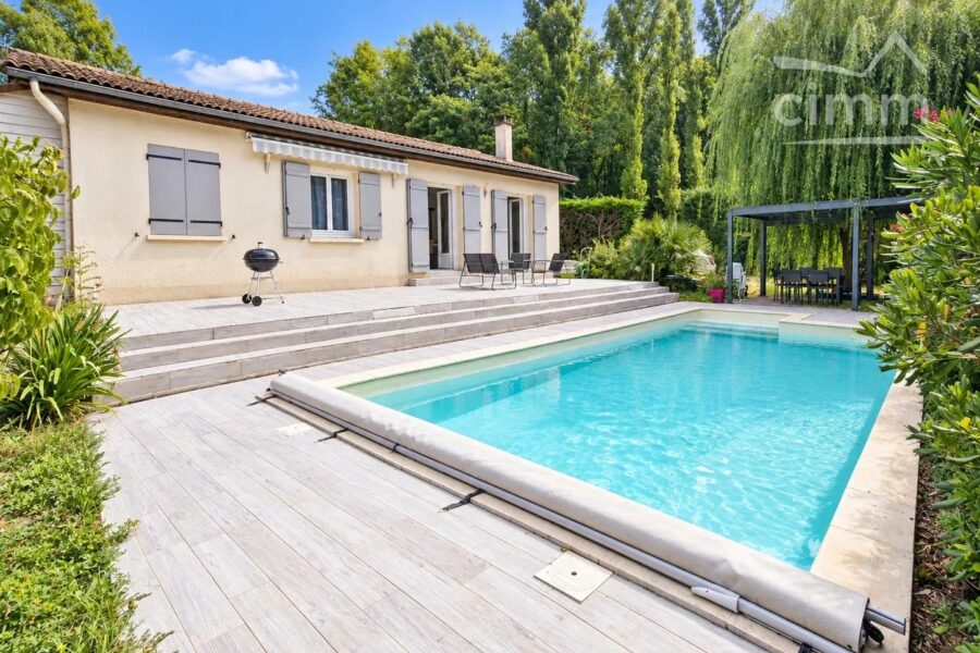 Maison à vendre à Montguyon — Vue parc & jardin — photo 11