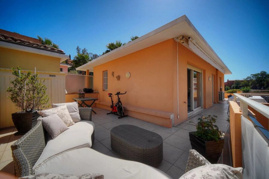Appartement à vendre à Théoule-sur-mer — Vue mer — photo 2