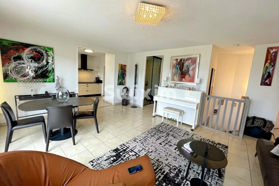 Maison à vendre à Sainte-maxime — Vue mer — photo 9