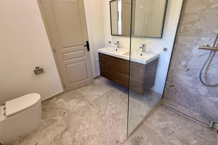 Maison à vendre à Seillans — Vue montagne — photo 23