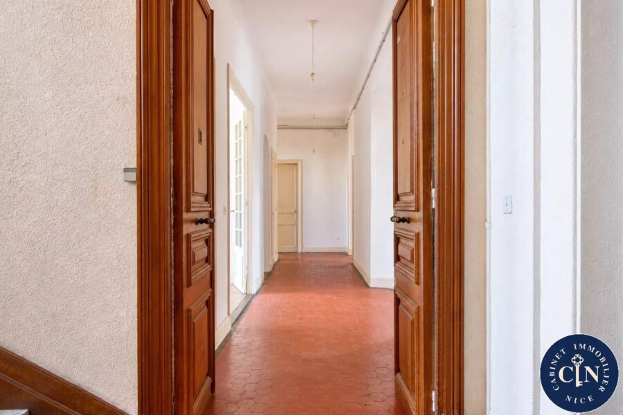 Appartement à vendre à Nice — Vue sur la ville — photo 4
