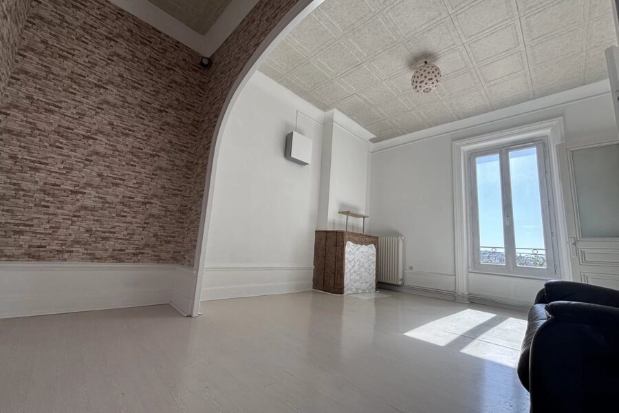 Appartement à vendre à Saint-Étienne — Vue sur la ville — photo 6
