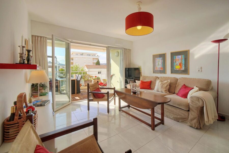 Appartement à vendre à Juan-les-pins — Vue mer — photo 9
