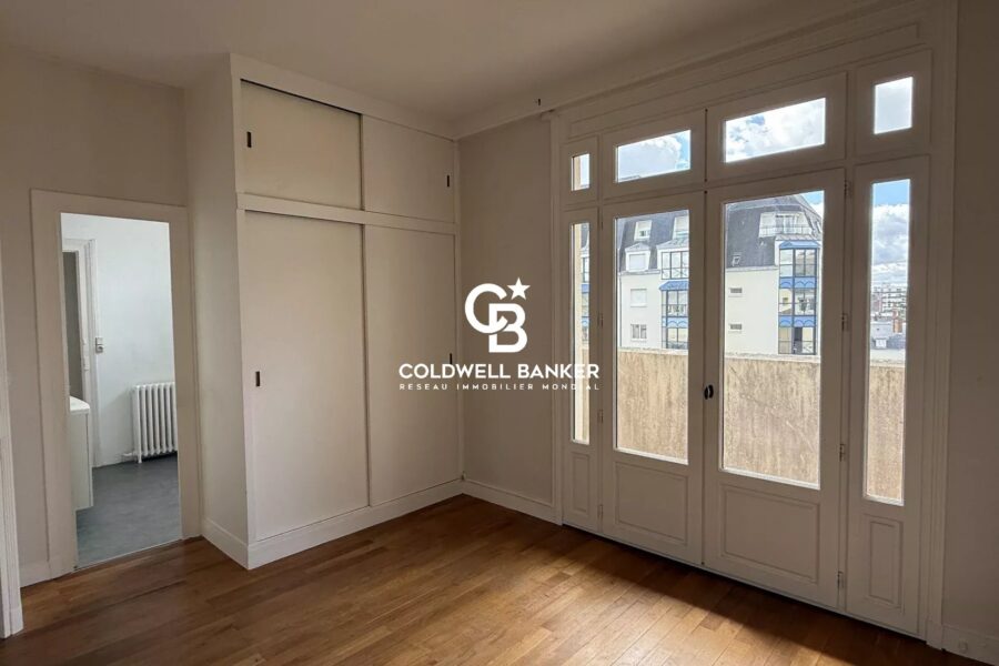 Appartement à vendre à Tours — Vue sur la ville — photo 6