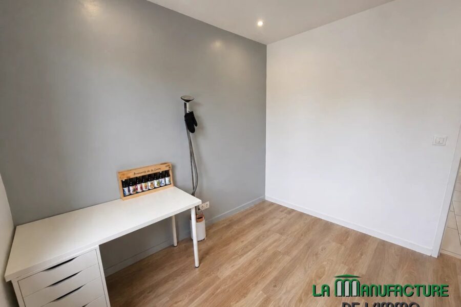 Appartement à vendre à La ricamarie — Vue sur la ville — photo 9