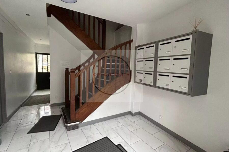 Appartement à vendre à Vincennes — Vue sur la ville — photo 3
