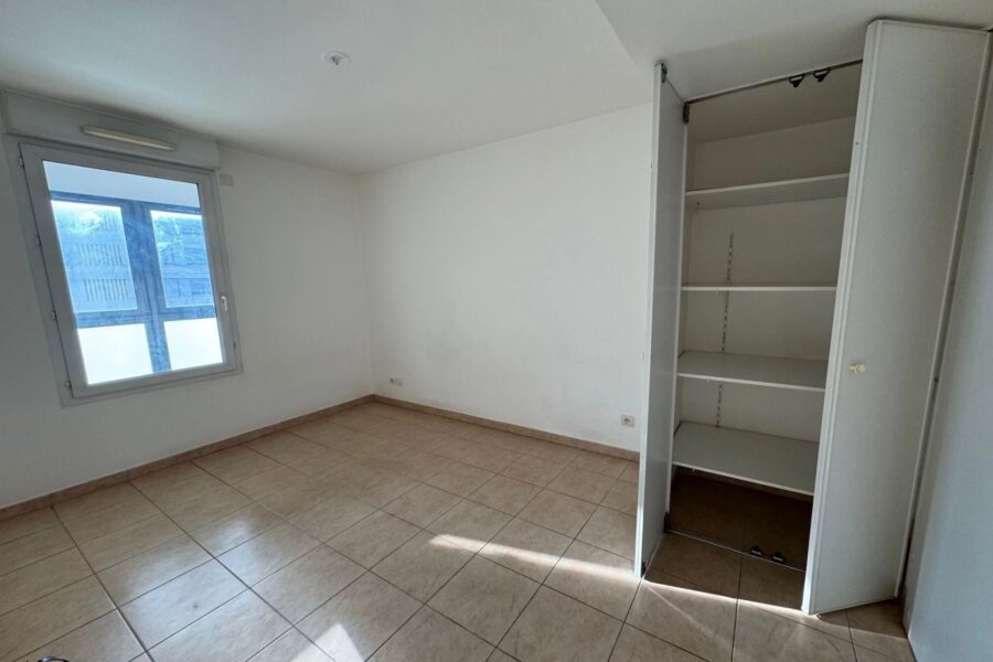 Appartement à vendre à Marseille 8ème — Vue sur la ville — photo 24