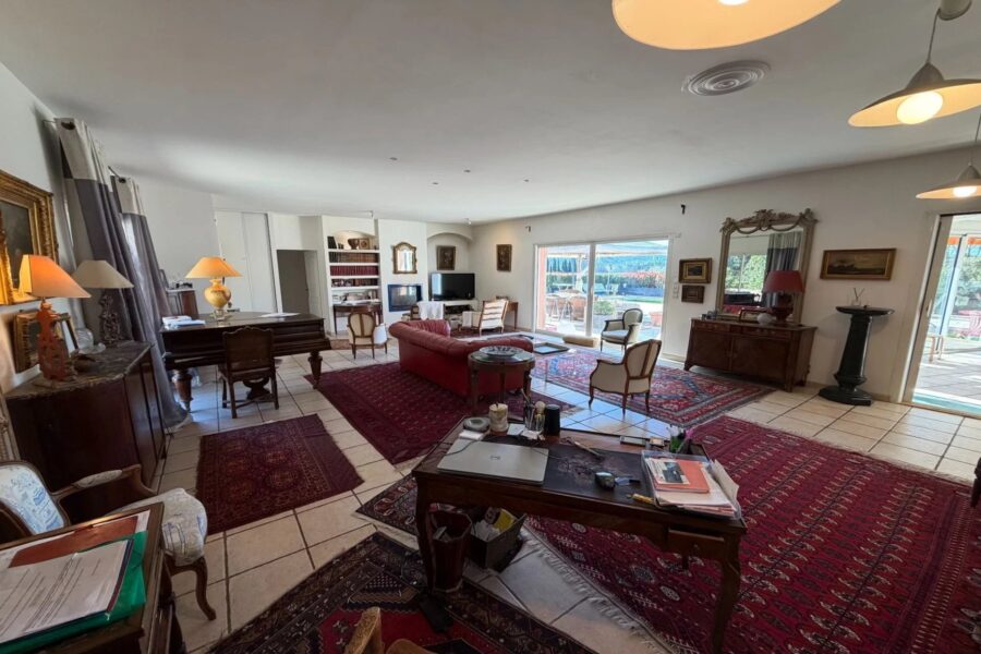 Maison à vendre à Cotignac — Vue montagne — photo 5