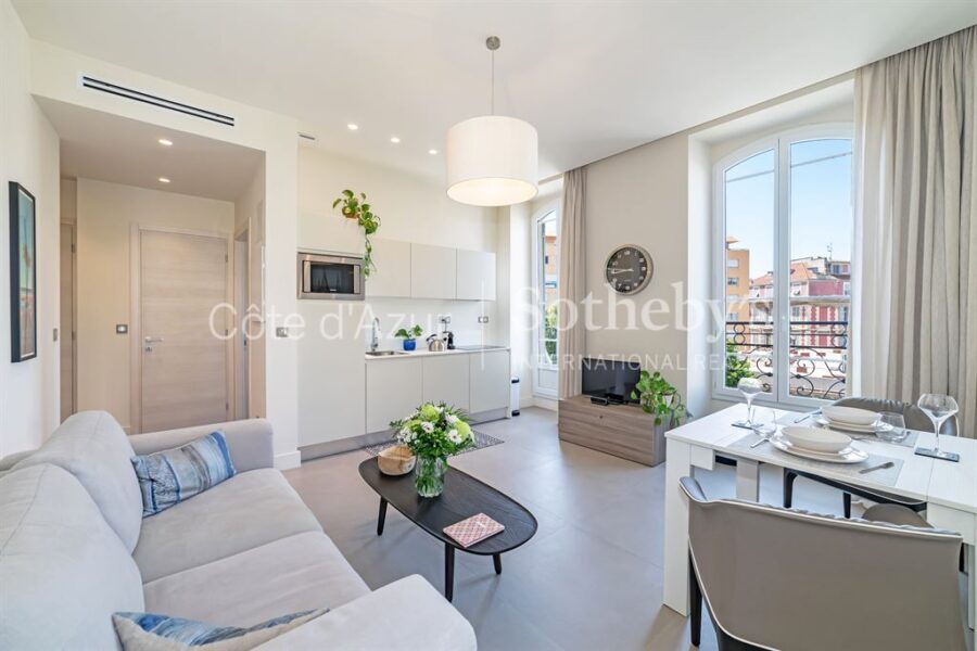 Appartement à vendre à Nice — Vue sur la ville — photo 2