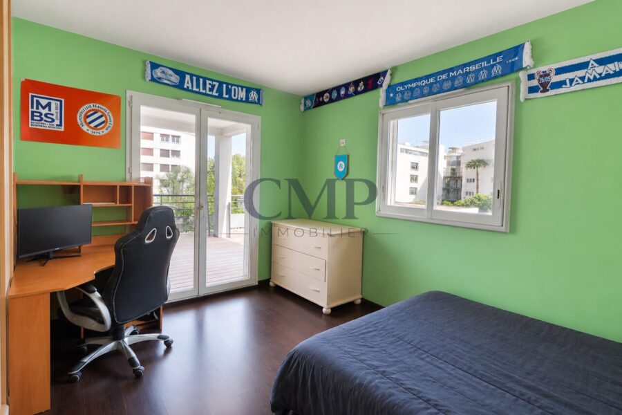 Maison à vendre à Montpellier — Vue sur la ville — photo 13