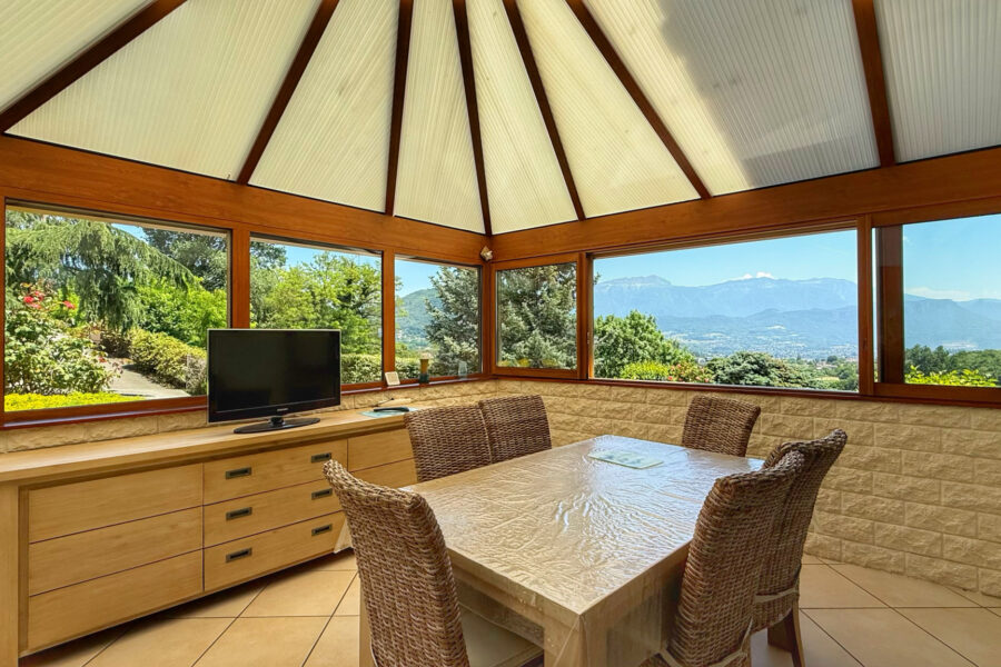 Maison à vendre à Voiron — Vue montagne — photo 5