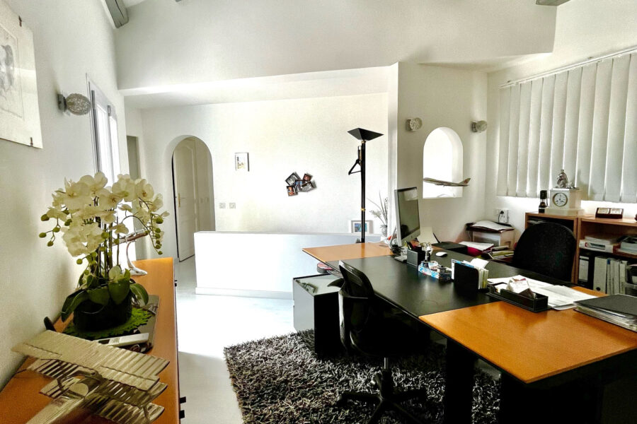 Maison à vendre à Mandelieu-la-napoule — Vue mer — photo 19
