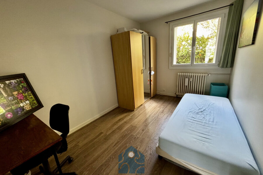 Appartement à vendre à Clermont-ferrand — Vue sur la ville — photo 5