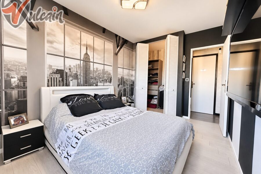 Appartement à vendre à Clermont-ferrand — Vue sur la ville — photo 6