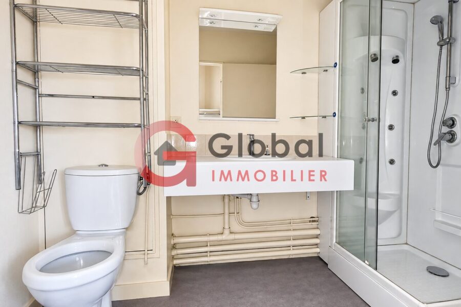 Appartement à vendre à Chamalières — Vue parc & jardin — photo 4