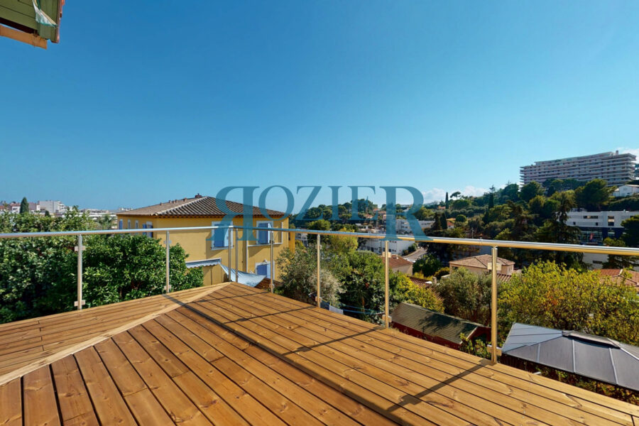 Maison à vendre à Le cannet — Vue sur la ville — photo 1
