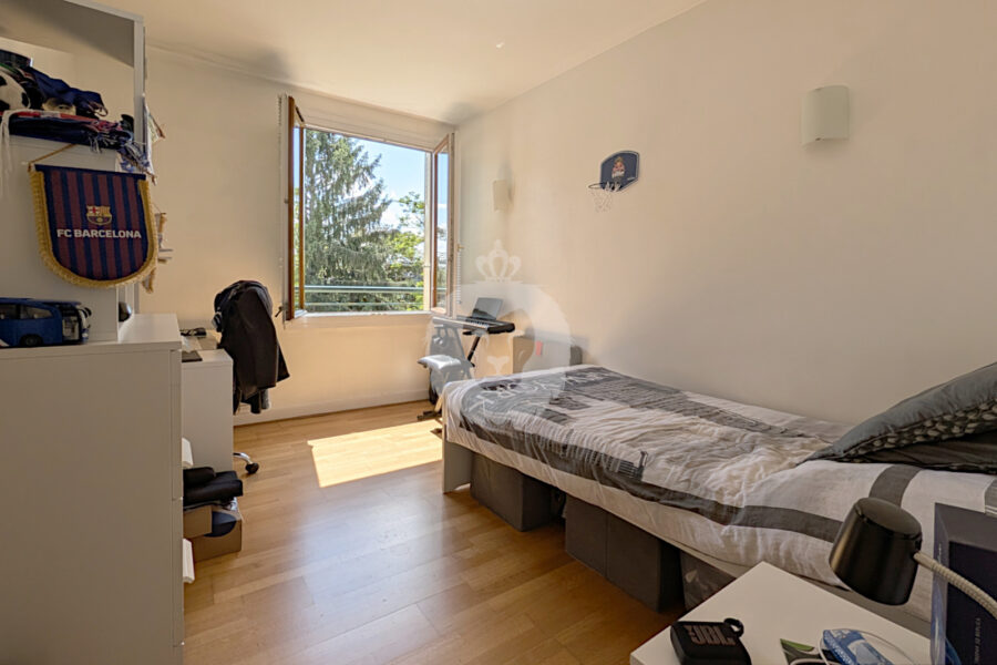 Appartement à vendre à Saint-maur-des-fossés — Vue parc & jardin — photo 6