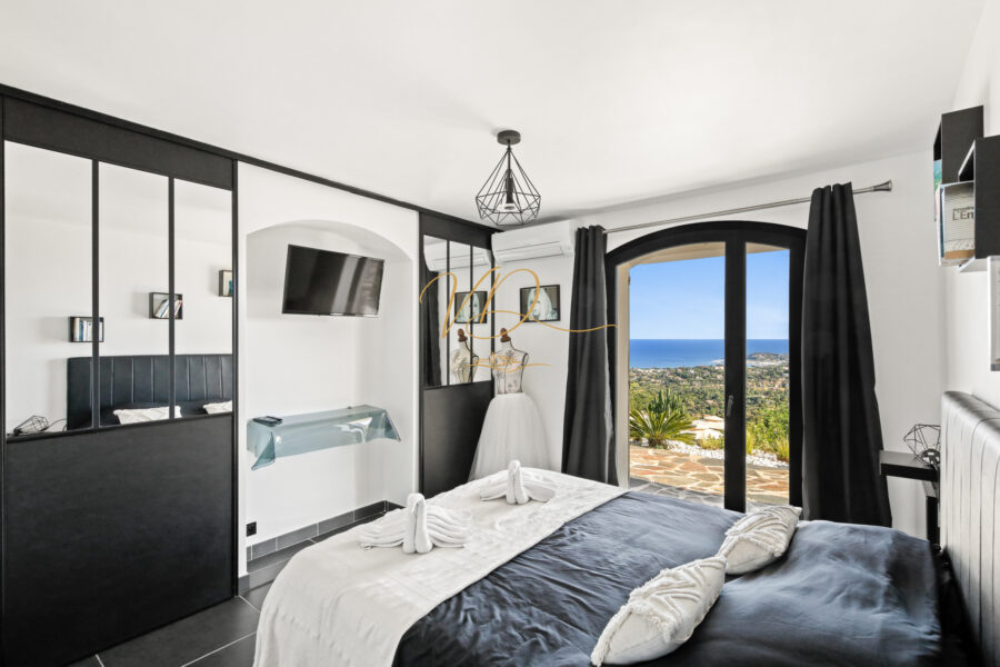 Maison à vendre à Cavalaire-sur-mer — Vue mer — photo 15