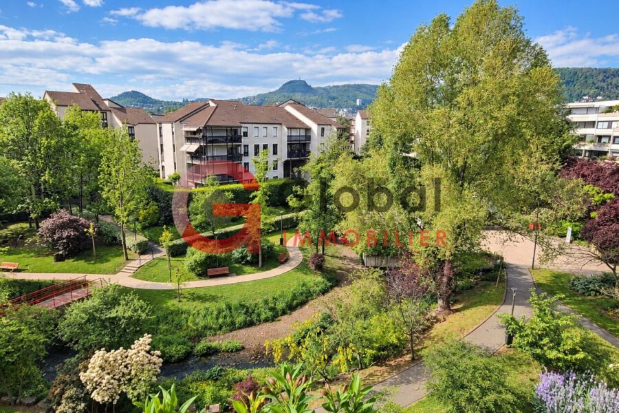 Appartement à vendre à Chamalières — Vue parc & jardin — photo 1