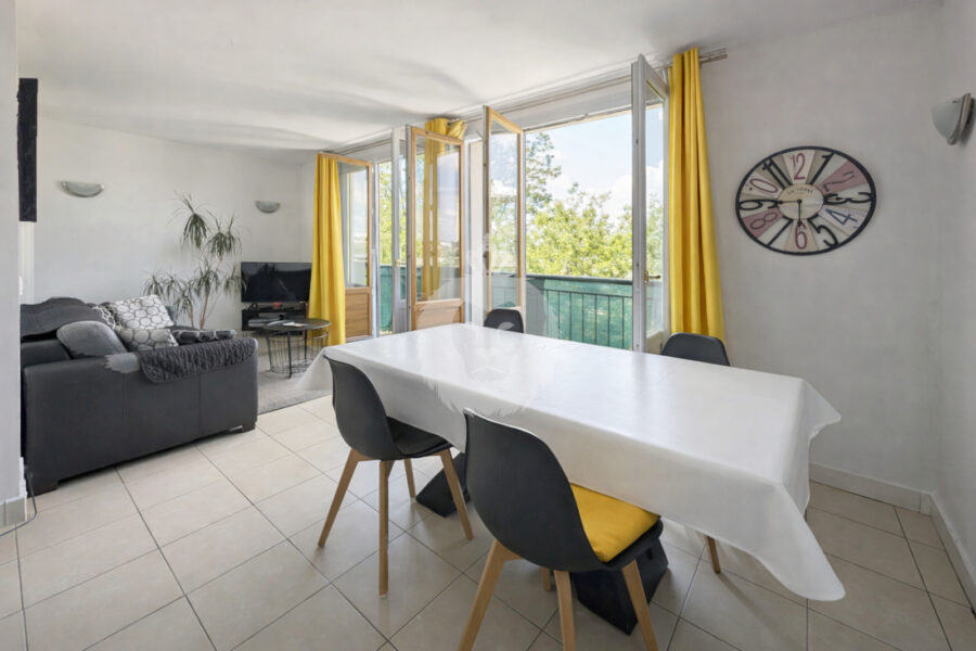 Appartement à vendre à Saint-maur-des-fossés — Vue parc & jardin — photo 2