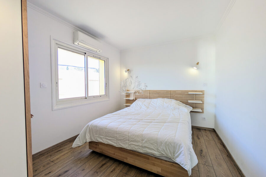 Appartement à vendre à Six-fours-les-plages — Vue mer — photo 2
