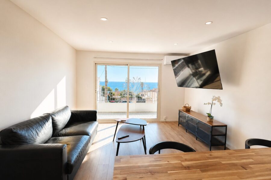 Appartement à vendre à Six-fours-les-plages — Vue mer — photo 3