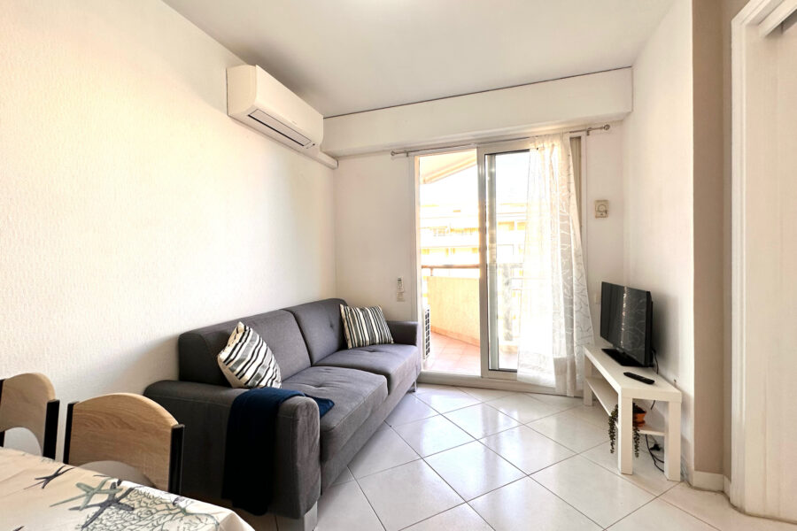 Appartement à louer à Menton — Vue sur la ville — photo 2