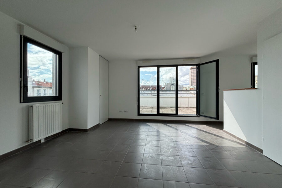 Appartement à vendre à Pantin — Vue sur la ville — photo 3