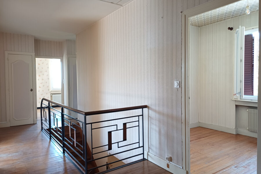 Maison à vendre à Thiers — Vue montagne — photo 7