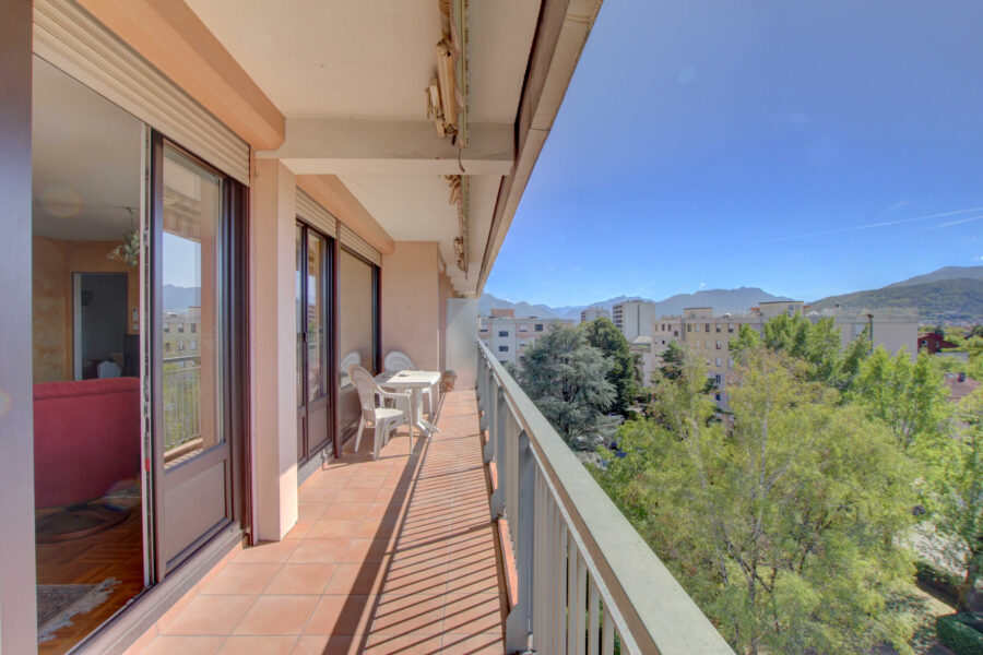 Appartement à vendre à Annecy — Vue montagne — photo 3