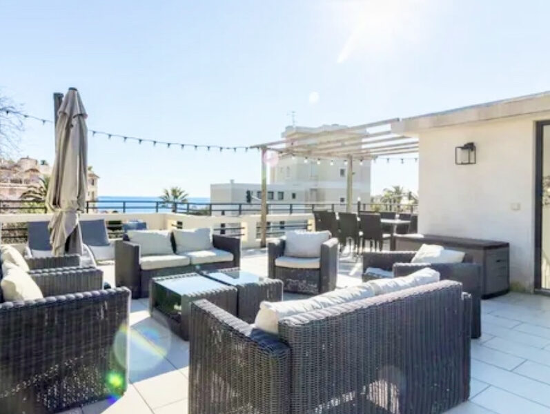 Maison à vendre à Cannes — Vue mer — photo 1
