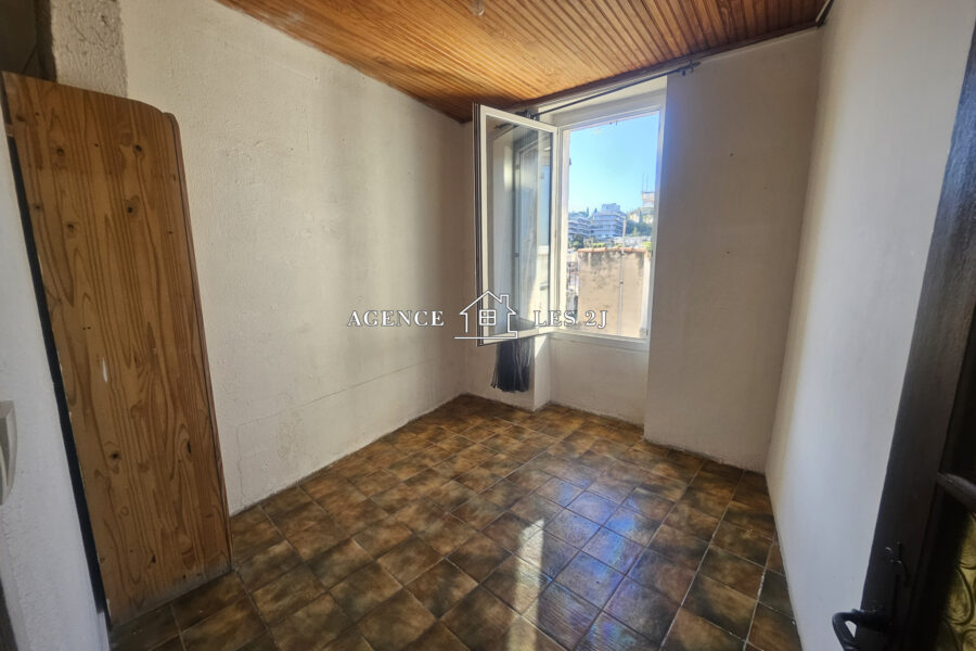 Appartement à vendre à Marseille — Vue sur la ville — photo 6