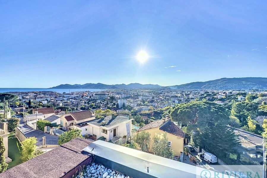 Maison à vendre à Cannes — Vue mer — photo 1