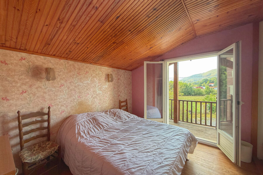 Maison à vendre à Saint-jean-pied-de-port — Vue montagne — photo 16