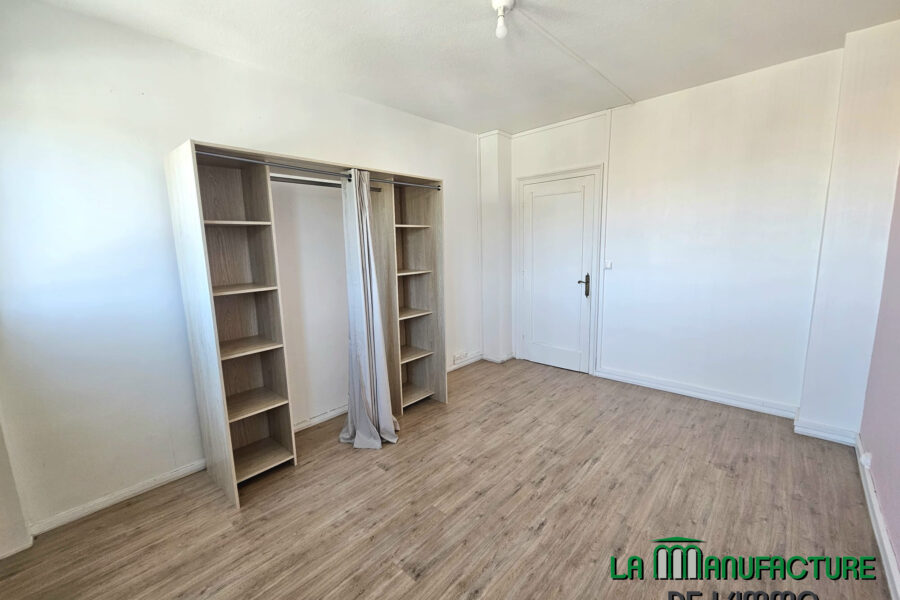 Appartement à vendre à Saint-Étienne — Vue sur la ville — photo 11