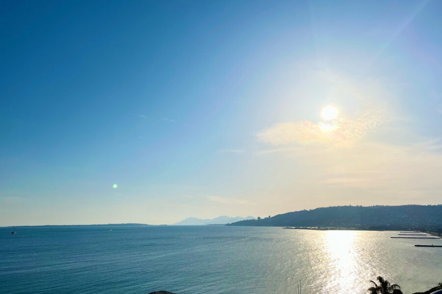 Appartement à vendre à Juan les pins — Vue mer — photo 1