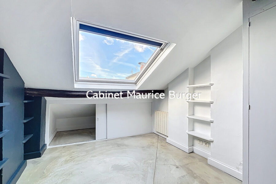 Appartement à vendre à Paris — Vue sur la ville — photo 8