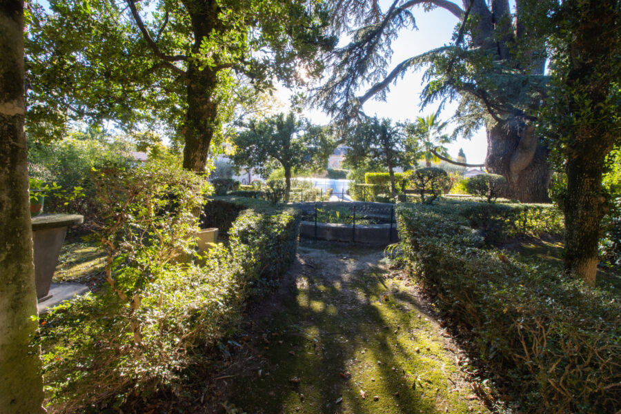 Maison à vendre à Saint-félix-de-lodez — Vue nature — photo 18